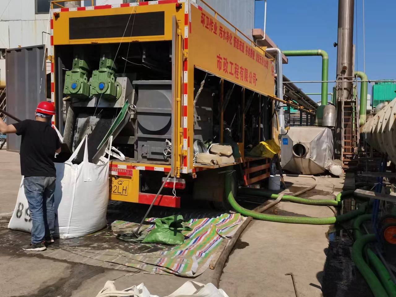 开鲁淤泥压干处理